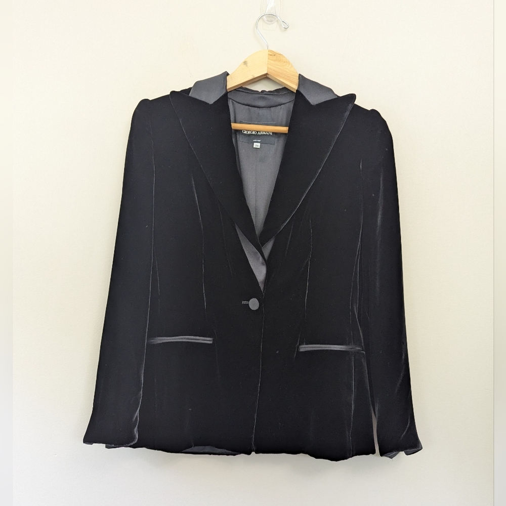 Giorgio Armani Black Velvet Tuxedo‎ Jacket